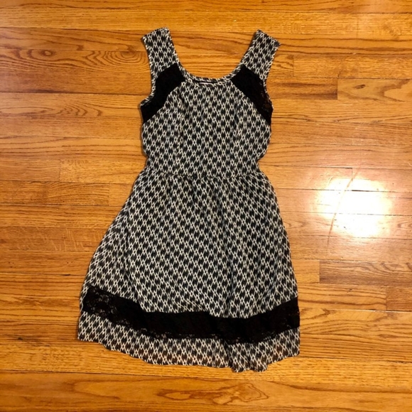 Band of Gypsies Dresses & Skirts - Band of Gypsies Black & White Patterned Dress
